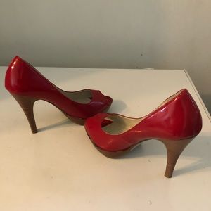 Sexy red Massimo size 7 👠 stilettos! Gently worn